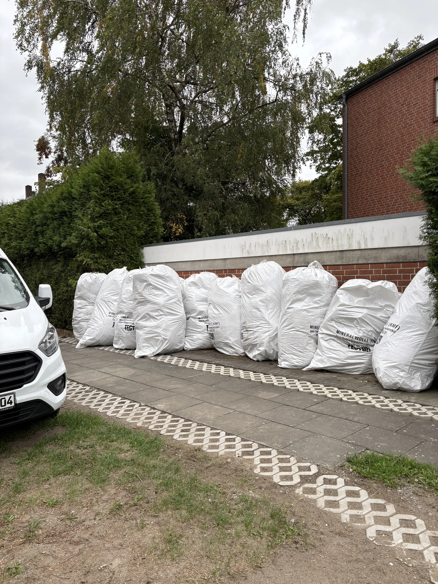 Big Bags zur getrennten Entsorgung auf der Baustelle